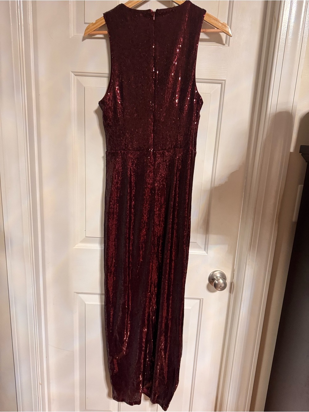 Avec Les Filles Sequin Maxi Rosette Detail, High Slit Burgundy Size 10 Gown. NWT - Picture 8 of 12